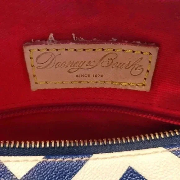 DOONEY & BOURKE SHOULDER BAG - Picture 12 of 14